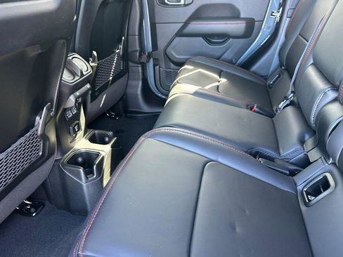 New 2026 Jeep Gladiator Rubicon image 12