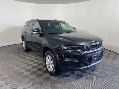 Used 2023 Jeep Grand Cherokee Limited w/ Luxury Tech Group II AWD/4WD image 1