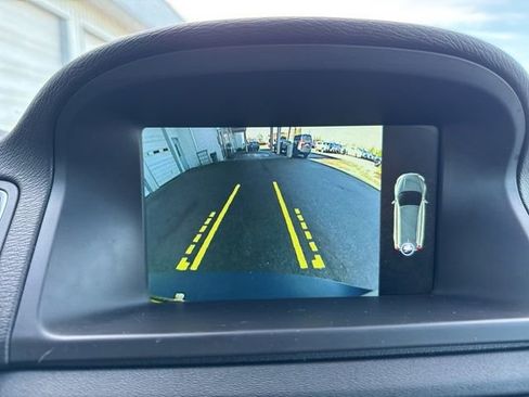 Used 2016 Volvo XC70 T5 Premier w/ Proximity Package image 28