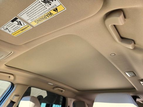 New 2026 Acura MDX SH-AWD image 13