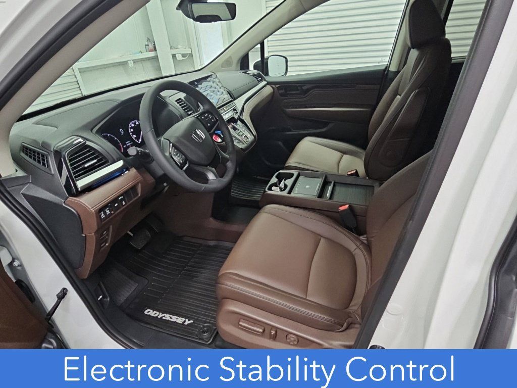 New 2027 Honda Odyssey Touring image 10