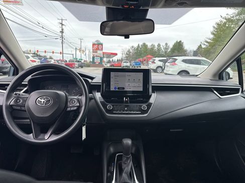 Used 2023 Toyota Corolla LE image 13