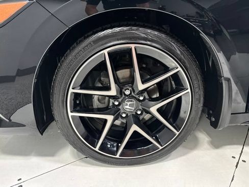 Used 2022 Honda Civic Sport Touring image 10
