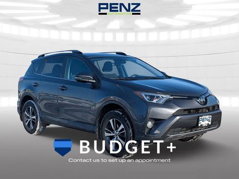 Used 2018 Toyota RAV4 XLE image 1