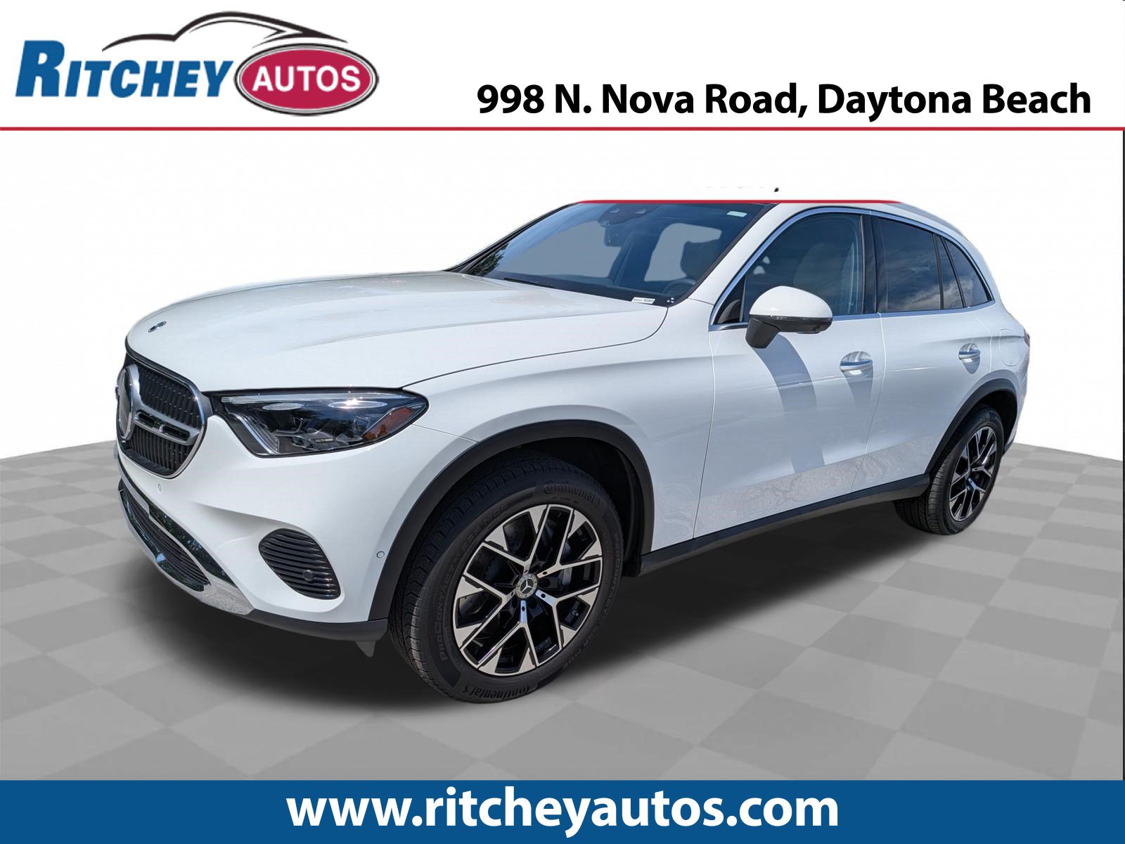 Used 2025 Mercedes-Benz GLC 350e 4MATIC image 1