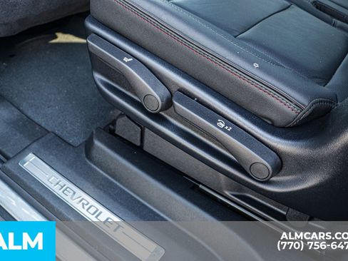 Used 2025 Chevrolet Suburban RST image 61