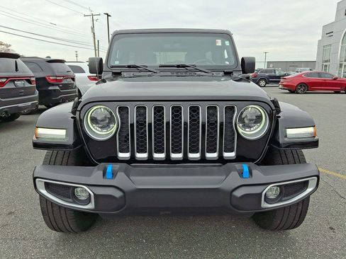 Used 2023 Jeep Wrangler Sahara w/ Cold Weather Group image 2