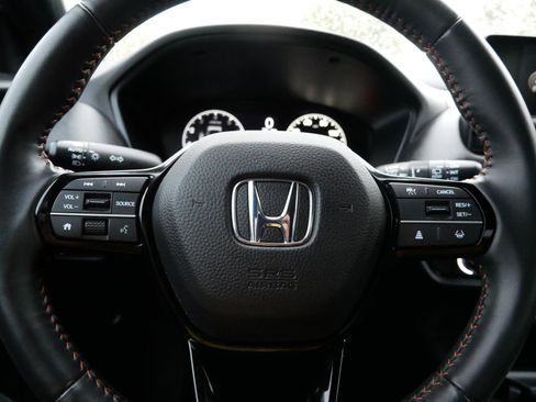 Used 2024 Honda HR-V Sport image 25