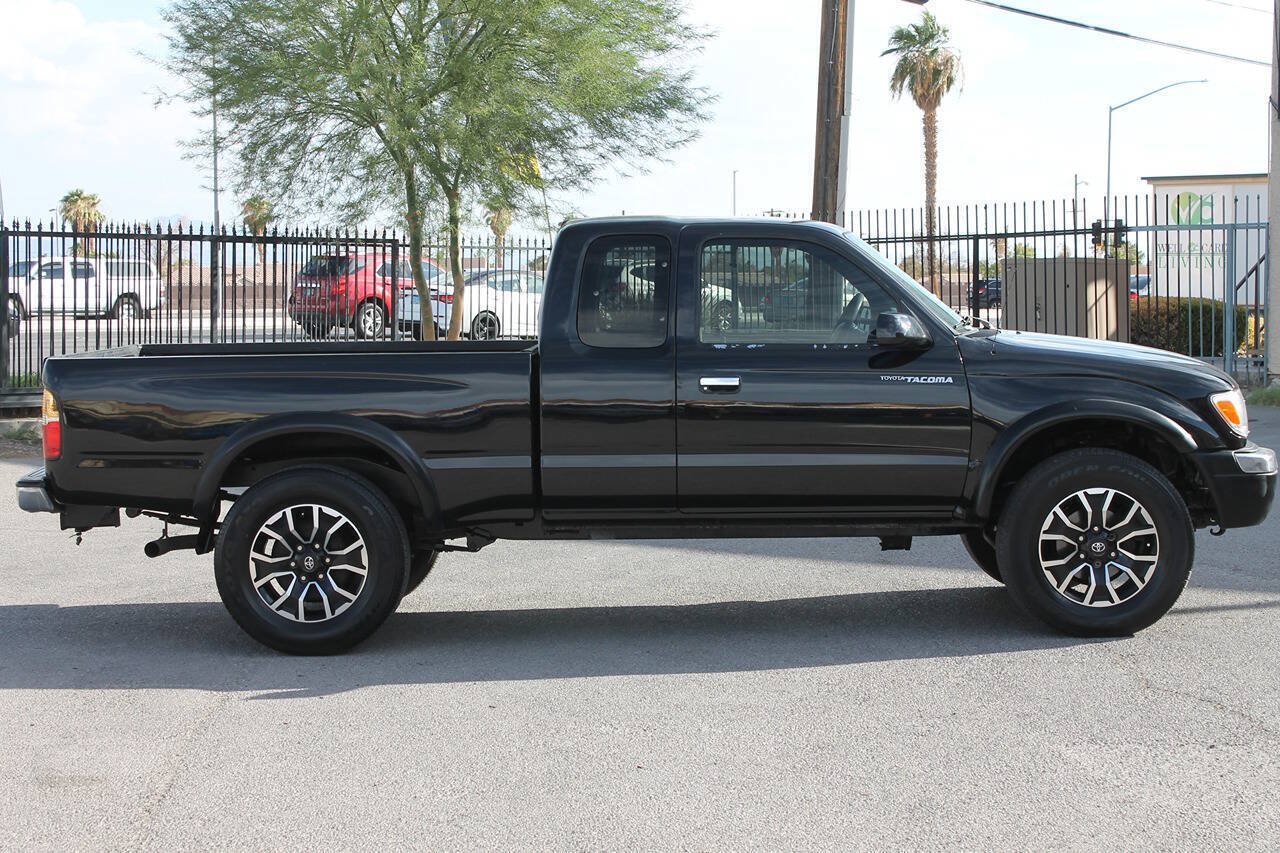 Used 2000 Toyota Tacoma PreRunner w/ Value Pkg RWD image 9