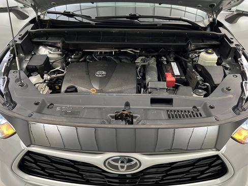 Used 2020 Toyota Highlander XLE image 72