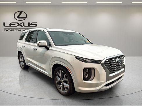 Used 2022 Hyundai Palisade Limited w/ Winter Package AWD/4WD image 4