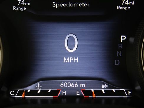 Certified 2021 Jeep Cherokee Latitude Lux w/ Sun & Sound Group AWD/4WD image 2