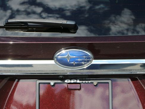 Used 2024 Subaru Ascent Touring AWD/4WD image 5