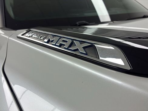 Used 2023 Toyota Tundra Limited image 16