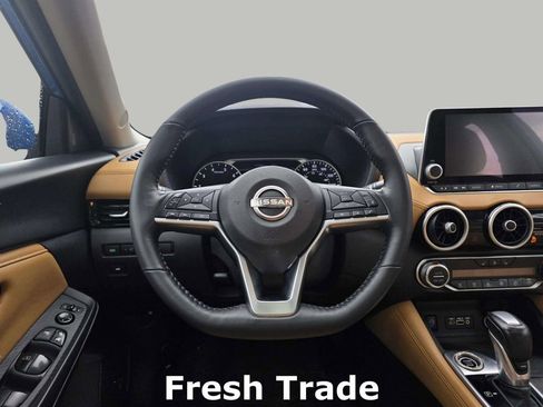 Used 2025 Nissan Sentra SV w/ SV Premium Package image 11