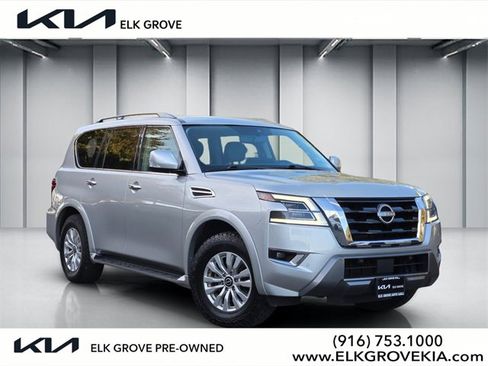 Used 2023 Nissan Armada SV image 1