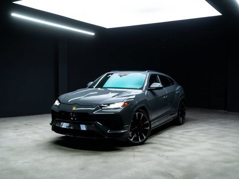 Used 2023 Lamborghini Urus S AWD/4WD image 38