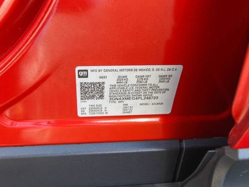 Used 2023 Chevrolet Equinox RS FWD image 30