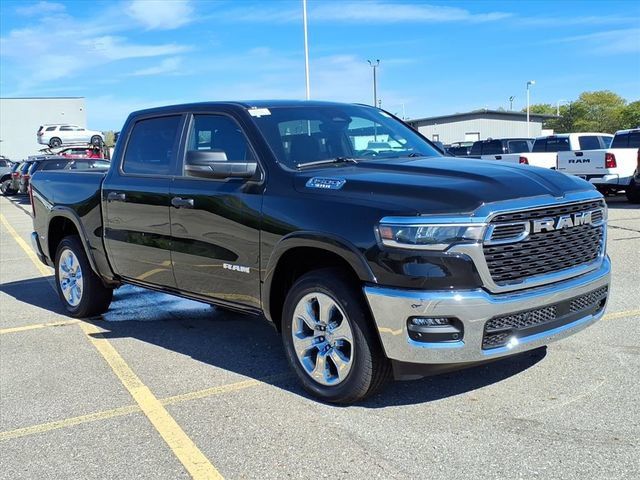 Used 2025 RAM 1500 Big Horn AWD/4WD image 3