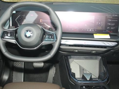 Used 2026 BMW X3 xDrive30 w/ Premium Package image 17