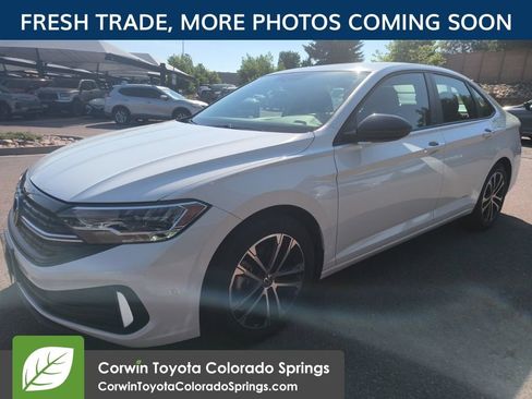 Used 2023 Volkswagen Jetta Sport FWD image 8