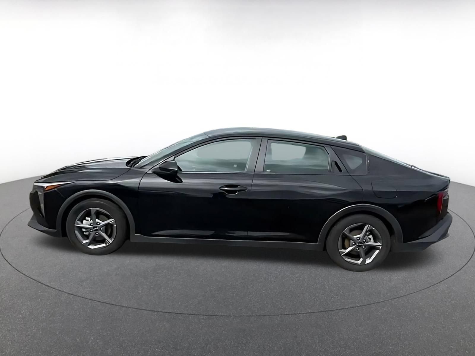 Used 2026 Kia K4 FWD image 9