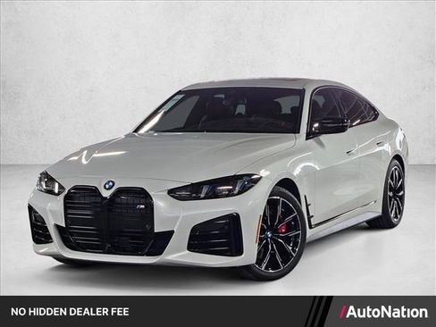 Used 2026 BMW M440i RWD image 1