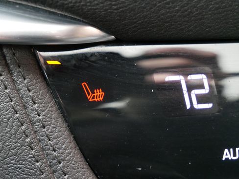 Used 2020 Cadillac XT5 Premium Luxury image 20