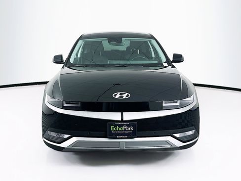 Used 2024 Hyundai Ioniq 5 SEL RWD image 2