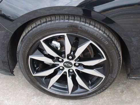 Used 2020 Chevrolet Malibu RS w/ LPO, Convenience Package 2 image 11