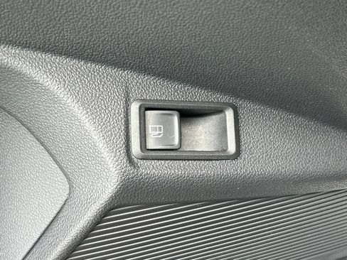Certified 2022 Volkswagen Taos SE AWD/4WD image 20