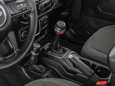 Used 2024 Jeep Wrangler Unlimited Sport image 20