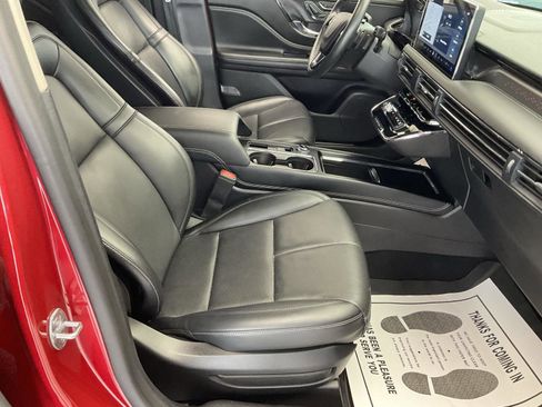 Used 2023 Lincoln Corsair Reserve w/ Equipment Group 201A image 13