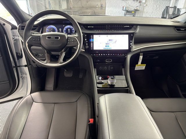 New 2026 Jeep Grand Cherokee Limited AWD/4WD image 30