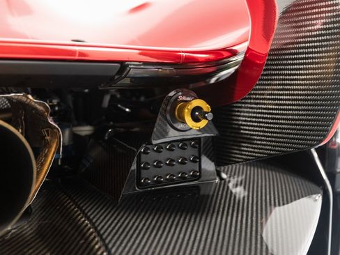 Used 2015 McLaren P1 image 91