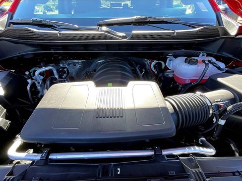 New 2026 Chevrolet Silverado 1500 Custom Trail Boss w/ LPO, Dark Essentials Package image 12