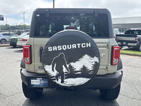 Used 2025 Ford Bronco 2-Door w/ Sasquatch Package AWD/4WD image 6