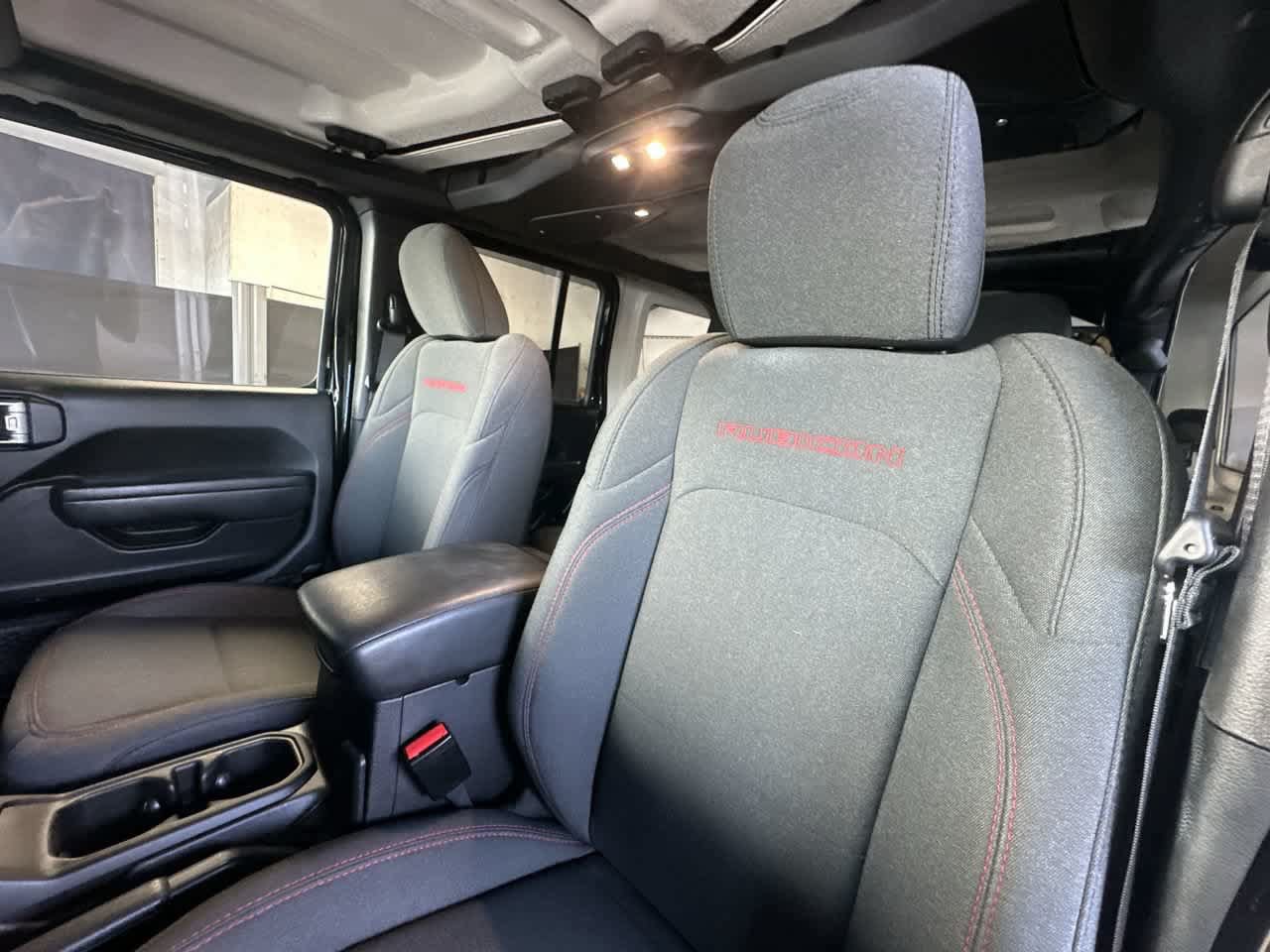 Used 2026 Jeep Wrangler Unlimited Rubicon AWD/4WD image 14