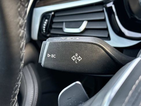 Used 2018 BMW 540i xDrive AWD/4WD image 23