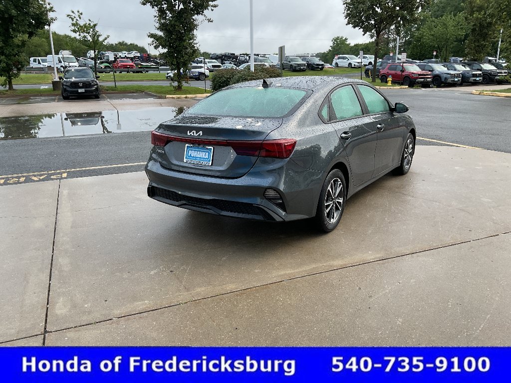 Used 2023 Kia Forte LXS w/ LXS Technology Package FWD image 6