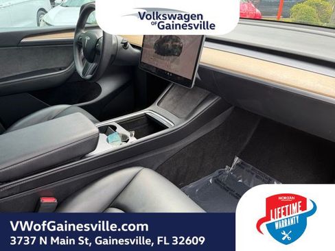 Used 2023 Tesla Model Y Long Range AWD/4WD image 10