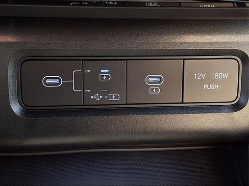 New 2026 Hyundai Tucson Limited image 14