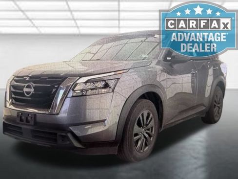 Used 2024 Nissan Pathfinder S AWD/4WD image 4