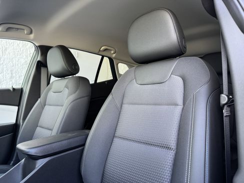 New 2025 Chevrolet Trax LT w/ Driver Confidence Package image 12