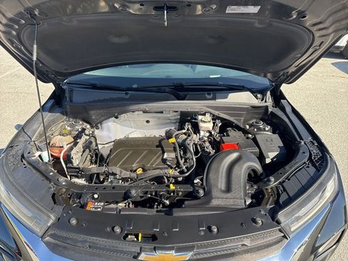 Used 2021 Chevrolet TrailBlazer LT image 30