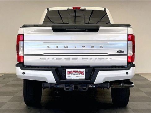 Used 2019 Ford F250 Limited image 3
