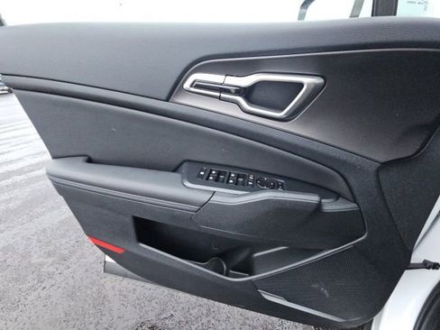 New 2026 Kia Sportage EX image 19