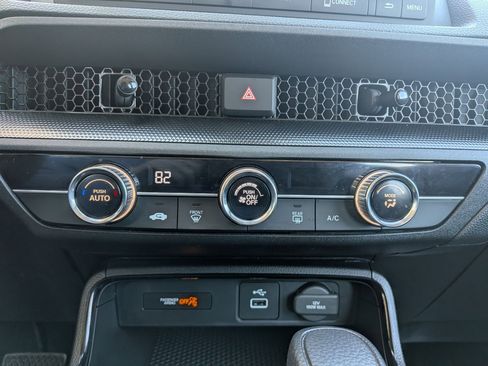 Used 2023 Honda CR-V LX image 21