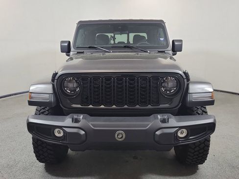 Used 2025 Jeep Gladiator Willys image 2