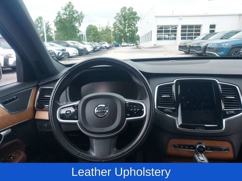 Used 2021 Volvo XC90 T6 Momentum w/ Advanced Package AWD/4WD image 10